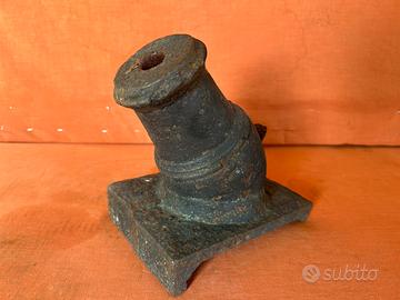 Antica bombarda mascolo cannone