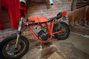Mini MV Augusta ispirata 500 GP Phil Read