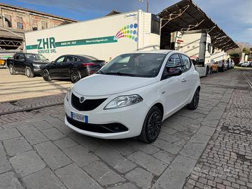 LANCIA Ypsilon 1.2 69 CV 5 porte GPL Ecochic Sil