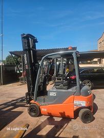 Carrello elevatore elettrico 2000kg