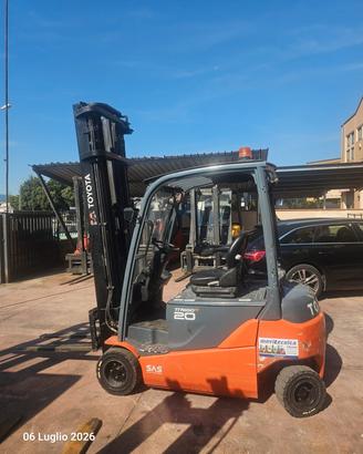Carrello elevatore elettrico 2000kg