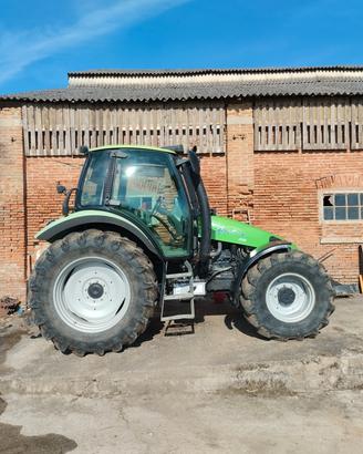 trattore agricolo