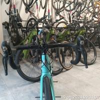 bianchi Sprint Ultegra disc