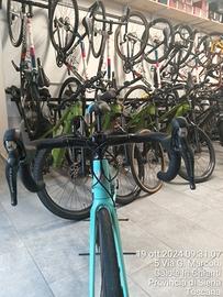 bianchi Sprint Ultegra disc