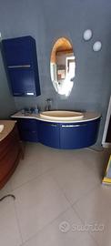 mobile bagno e specchio
