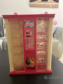 Armadio accessori Barbie life in the dreamhouse