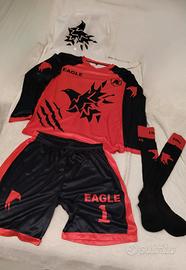 Kit completo da portiere rosso nero. taglie L,M,S