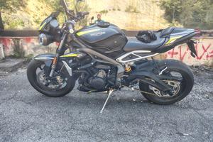 Triumph street triple rs 2020