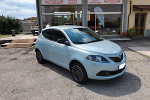 Lancia Ypsilon 1.0 FireFly 5 porte S&S Hybrid Plat
