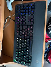 Tastiera Logitech G213