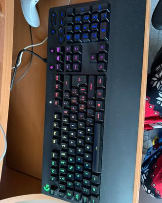 Tastiera Logitech G213