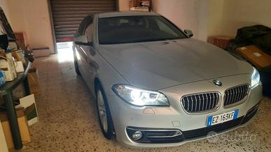 Bmw serie 5 Luxury con 15000 km originali 