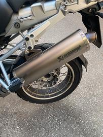 akrapovic bmw r1200gs bialbero 2011