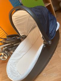 Ovetto e navicella con ruote peg perego blu