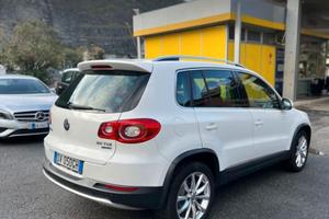 Volkswagen Tiguan 4 motion R-line