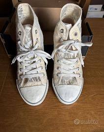 Due paia di scarpe n. 40