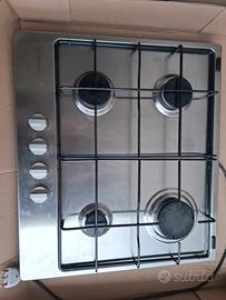 piano cottura gas 4 fuochi Indesit