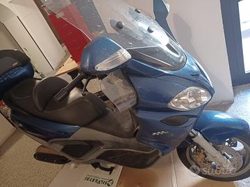 Piaggio x9 500 evolution