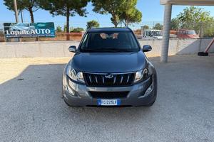 MAHINDRA - XUV500 - 2.2 16V FWD W8