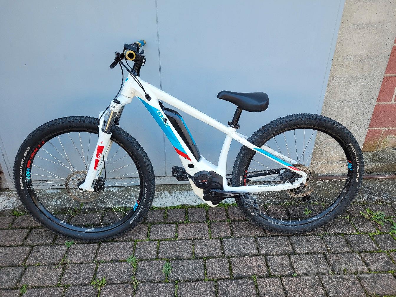 bulls mountainbike weiß Iconic S 2025 / 44cm / Metallic taupe Farbe:GREEN ROBO The InterLock: Das Schloss Age 1-3 backed by a 750Wh