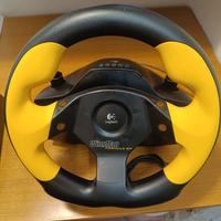 Volante + pedaliera Logitech