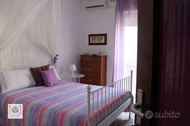 Camera a Salerno centro