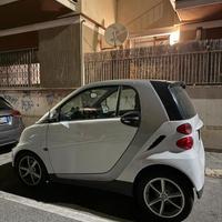 Smart Fortwo MHD Coupé Pulse bianca