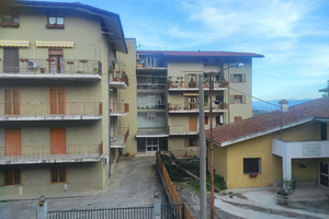 Appartamento palazzo madrigrano