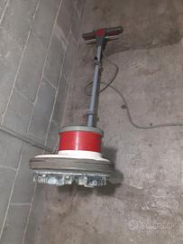Levigatrice di pavimenti in granito