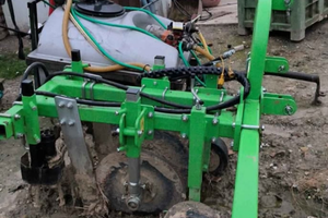 Agevolatrice per radicchio