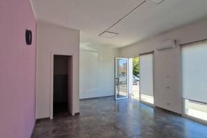 Attività / Licenza di 45 m² con 1 locale a Fiumici