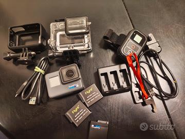 gopro Hero6 completa 3 batterie ed altri accessori