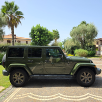Jeep Wrangler Unlimited Passo lungo 75 Anniversary