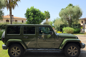 Jeep Wrangler Unlimited Passo lungo 75 Anniversary