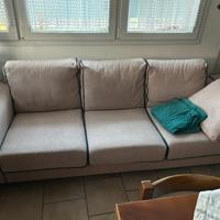 Divano tre posti + pouf