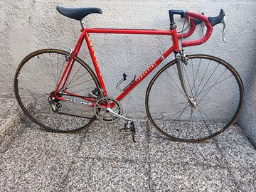 Bici corsa vintage con Campagnolo Super Record