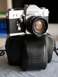 macchina fotografica reflex vintage Petri FT