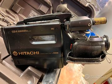 Videocamera Hitachi VM-3300E