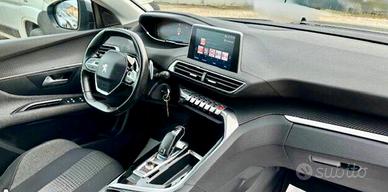 Auto in condizioni ottime