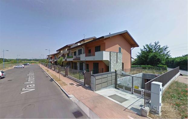 Garage a Capriate San Gervasio