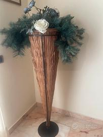 Cono in vinini con base