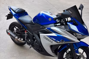 YAMAHA R3 4300€