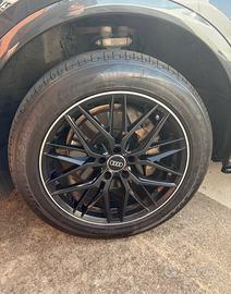 Cerchi Lega Audi 19”  Neri con Gomme Bridgestone