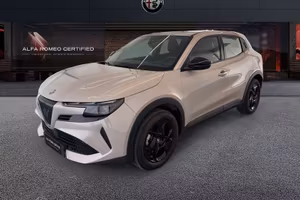Alfa Romeo Junior 1.2 145CV Hybrid eDCT6 ibrida