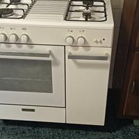 CUCINA A GAS