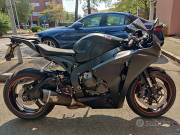 CBR1000RR Honda