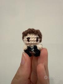 Mini amigurumi Anthony Bridgerton