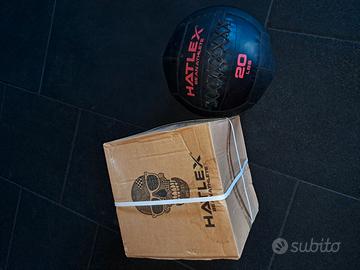 Wall ball, Mad ball, crossfit, fitness