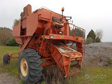 Mietitrebbia Laverda M100AL 