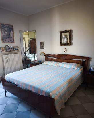 Camera da letto anni '60 in palissandro
